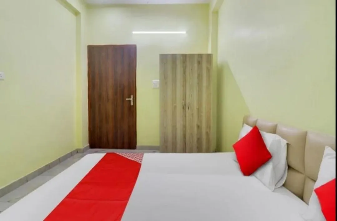 Priya Palace Home Stay Agra  India